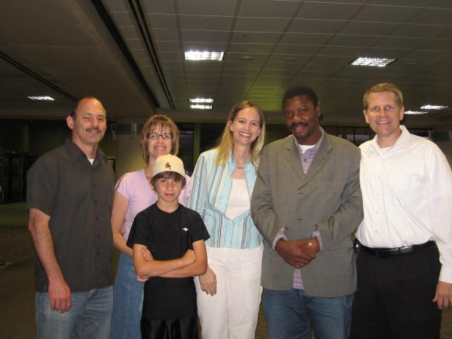 Airport pick-up with the Beyelers and the Mays